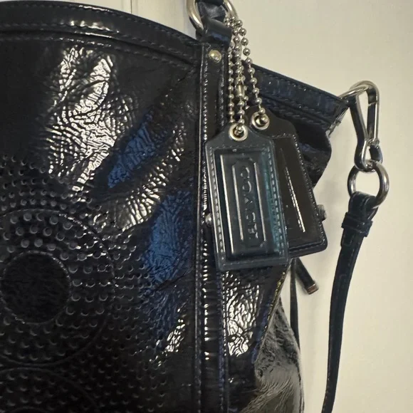 Like New Coach 🔥 Vintage Audrey Patent Leather Navy Tote Shoulder Bag - Picture 5 of 14